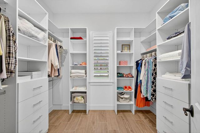 7748 SE Manhasset Place, Hobe Sound, FL 33455