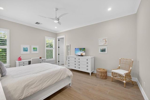 7748 SE Manhasset Place, Hobe Sound, FL 33455