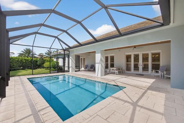 7748 SE Manhasset Place, Hobe Sound, FL 33455