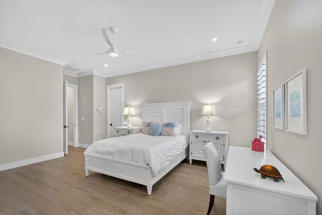 7748 SE Manhasset Place, Hobe Sound, FL 33455