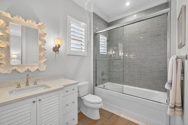 7748 SE Manhasset Place, Hobe Sound, FL 33455