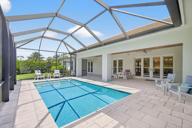 7748 SE Manhasset Place, Hobe Sound, FL 33455