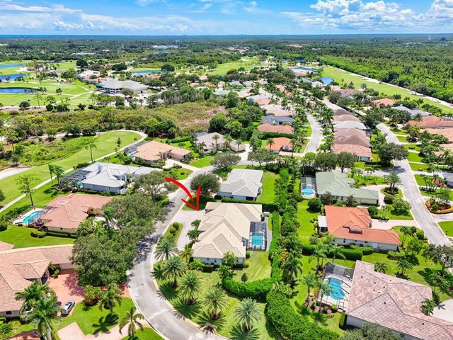 7748 SE Manhasset Place, Hobe Sound, FL 33455