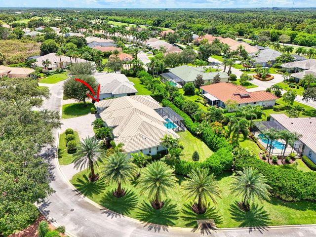 7748 SE Manhasset Place, Hobe Sound, FL 33455