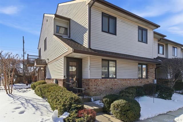 11 Balsam Court 11, Wantagh, NY 11793