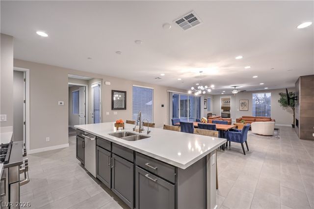 1327 South 8th Street, Las Vegas, NV 89104