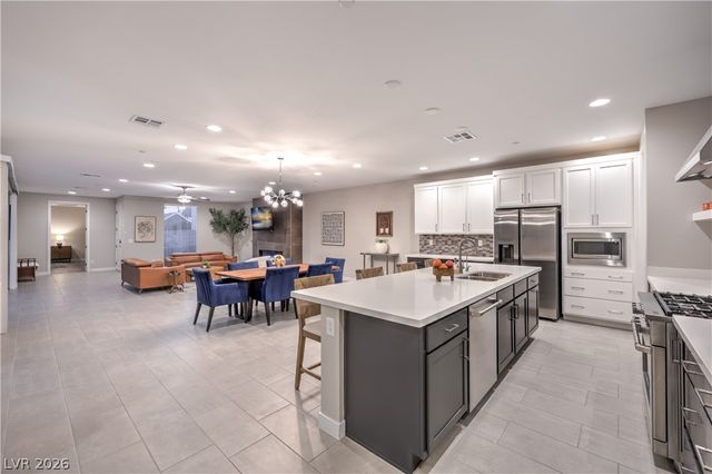 1327 South 8th Street, Las Vegas, NV 89104