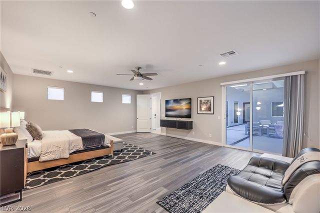 1327 South 8th Street, Las Vegas, NV 89104