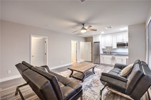 1327 South 8th Street, Las Vegas, NV 89104