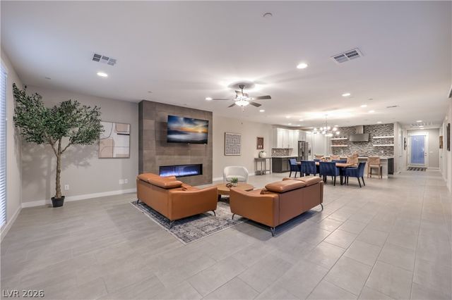 1327 South 8th Street, Las Vegas, NV 89104