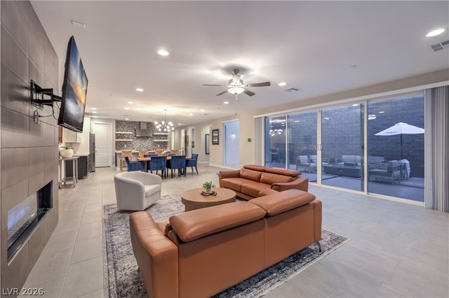 1327 South 8th Street, Las Vegas, NV 89104
