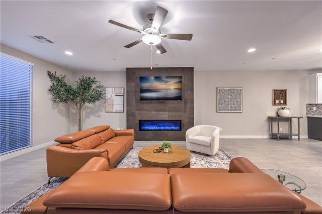 1327 South 8th Street, Las Vegas, NV 89104