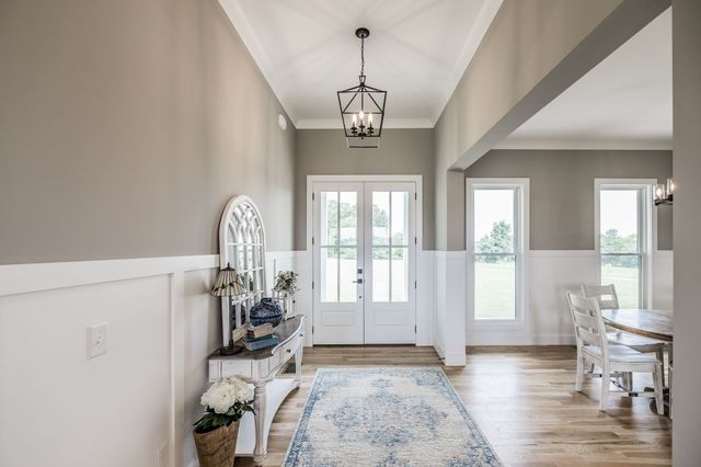 1031 Kennedy Ln, Cottontown, TN 37048