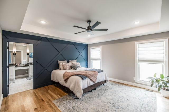 1031 Kennedy Ln, Cottontown, TN 37048