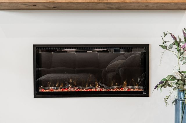 1031 Kennedy Ln, Cottontown, TN 37048