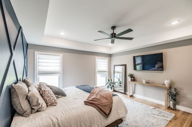 1031 Kennedy Ln, Cottontown, TN 37048