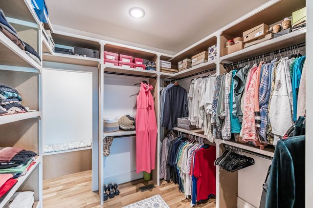 1031 Kennedy Ln, Cottontown, TN 37048