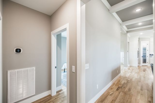 1031 Kennedy Ln, Cottontown, TN 37048