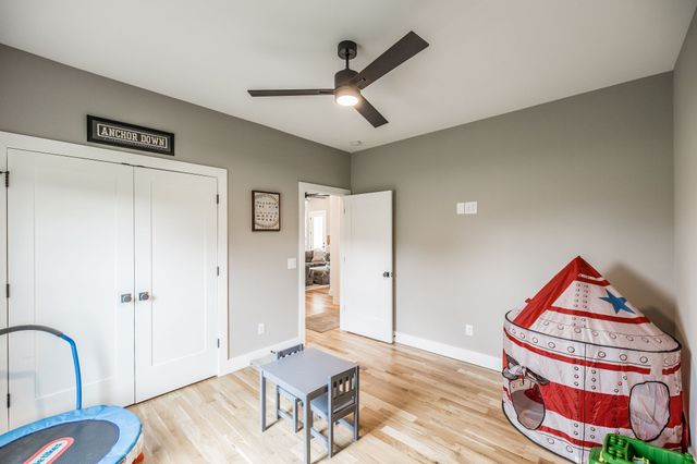 1031 Kennedy Ln, Cottontown, TN 37048