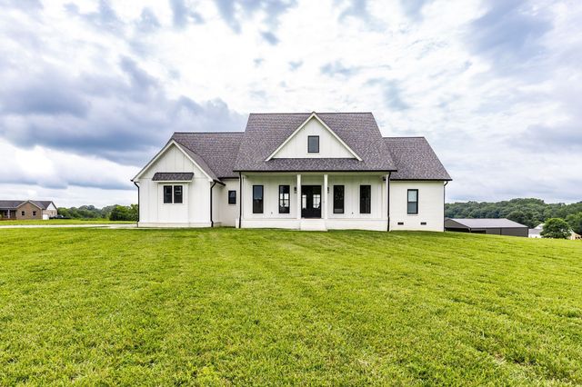 1031 Kennedy Ln, Cottontown, TN 37048