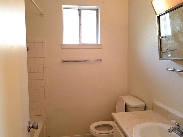 11523 Glenwolde, Houston, TX 77099