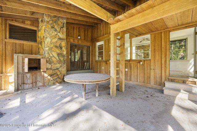 10750 E Sybil Court, Floral City, FL 34436