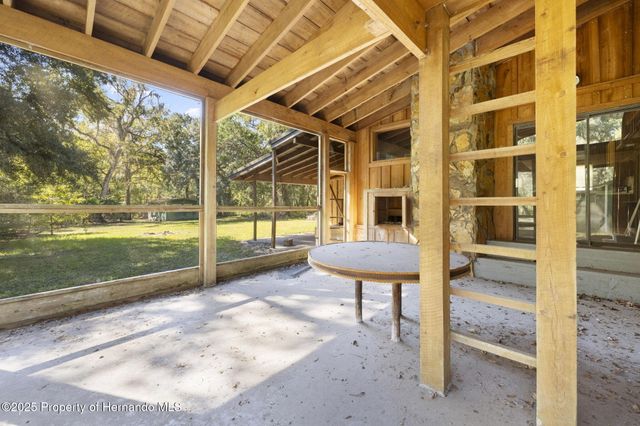 10750 E Sybil Court, Floral City, FL 34436