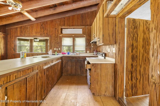 10750 E Sybil Court, Floral City, FL 34436