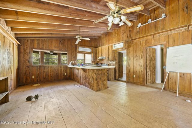 10750 E Sybil Court, Floral City, FL 34436