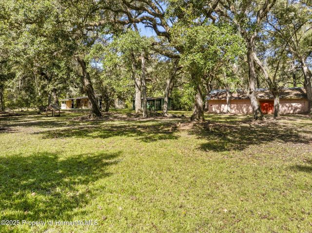 10750 E Sybil Court, Floral City, FL 34436