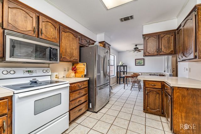 3405 Shadyhill Dr, San Angelo, TX 76904