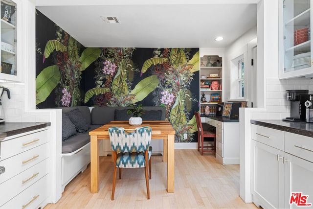 2802 2nd Street, Santa Monica, CA 90405