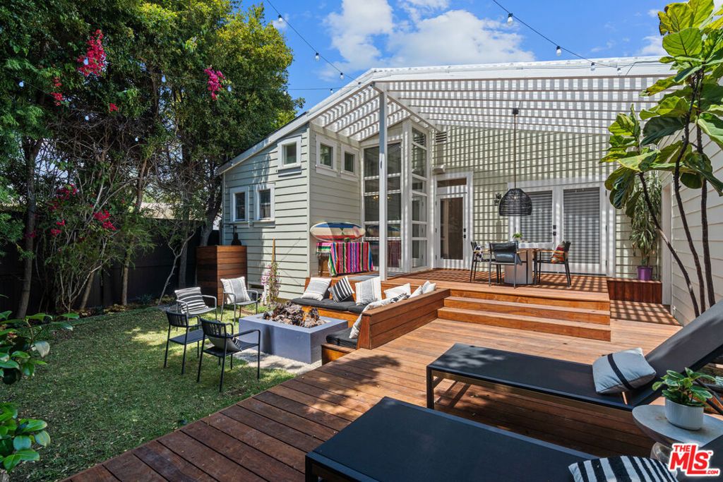 2802 2nd Street, Santa Monica, CA 90405