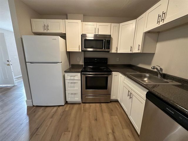 657 NE WALDO ROAD, Gainesville, FL 32641