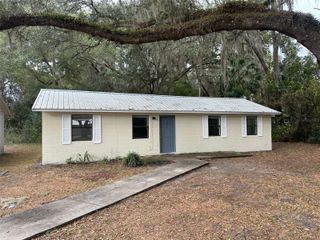 657 NE WALDO ROAD, Gainesville, FL 32641