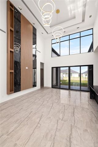 1402 Tierra Encantada, Weslaco, TX 78596
