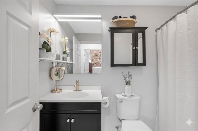 200 Market Street 3211, Lowell, MA 01852