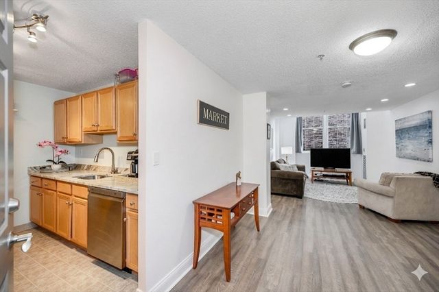 200 Market Street 3211, Lowell, MA 01852