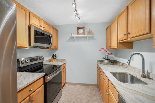 200 Market Street 3211, Lowell, MA 01852