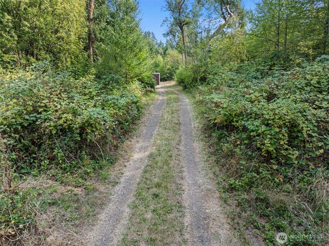 623 208th Avenue NW, Lakebay, WA 98349