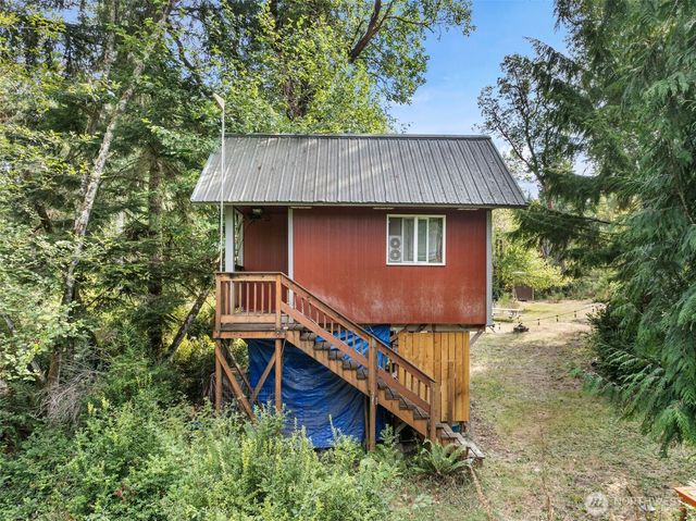 623 208th Avenue NW, Lakebay, WA 98349