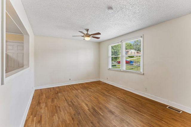 337 Janette Ave, Goodlettsville, TN 37072