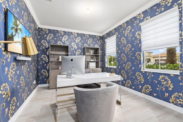 12434 NW Lynch Lane, Port St Lucie, FL 34987