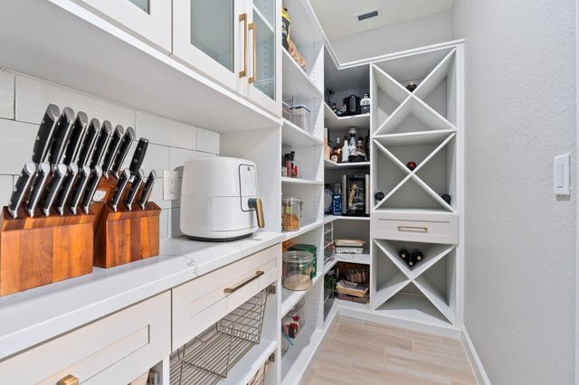 12434 NW Lynch Lane, Port St Lucie, FL 34987