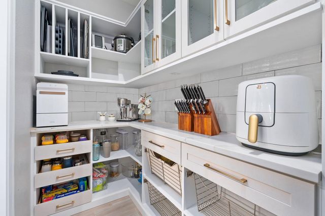 12434 NW Lynch Lane, Port St Lucie, FL 34987