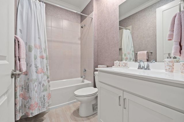 12434 NW Lynch Lane, Port St Lucie, FL 34987