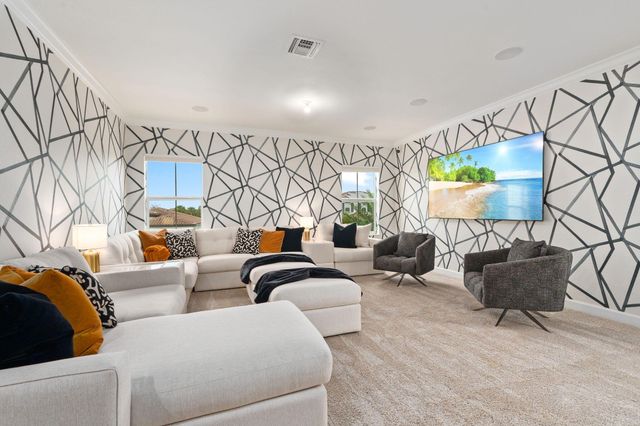 12434 NW Lynch Lane, Port St Lucie, FL 34987