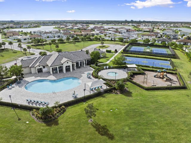 12434 NW Lynch Lane, Port St Lucie, FL 34987