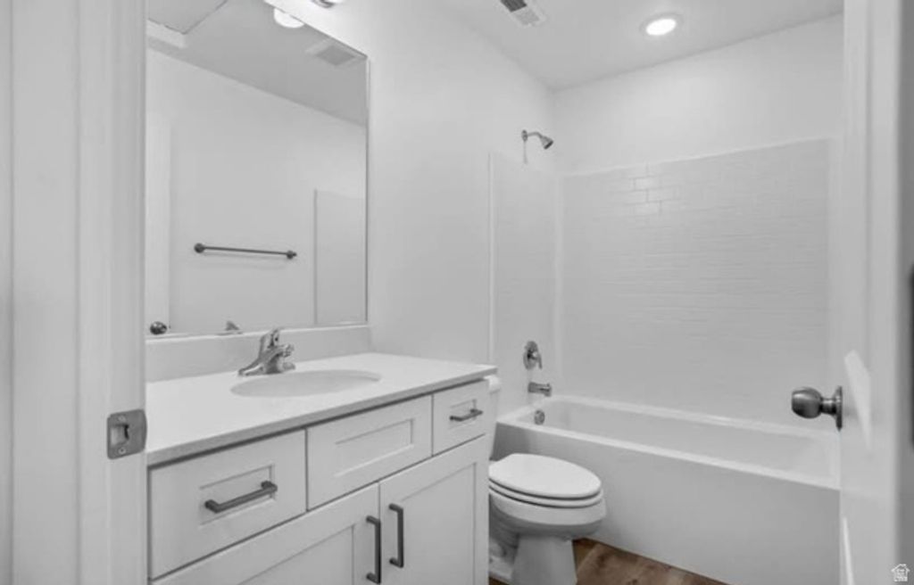Image 11 of property listing at 6029 S CARNELIAN PKWY, St. George, UT 84790