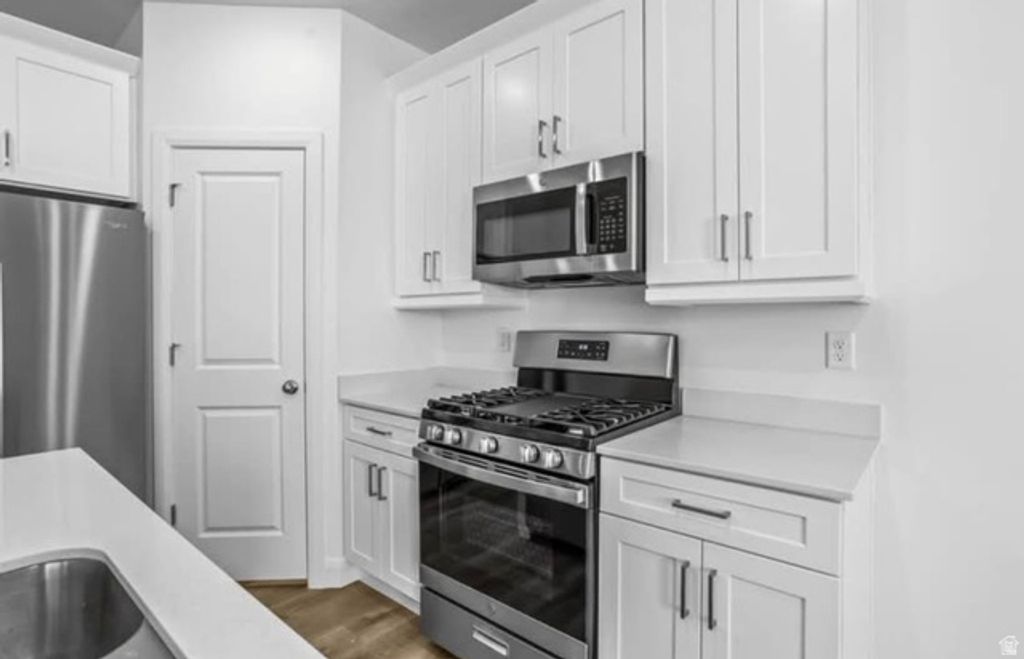 Image 34 of property listing at 6029 S CARNELIAN PKWY, St. George, UT 84790